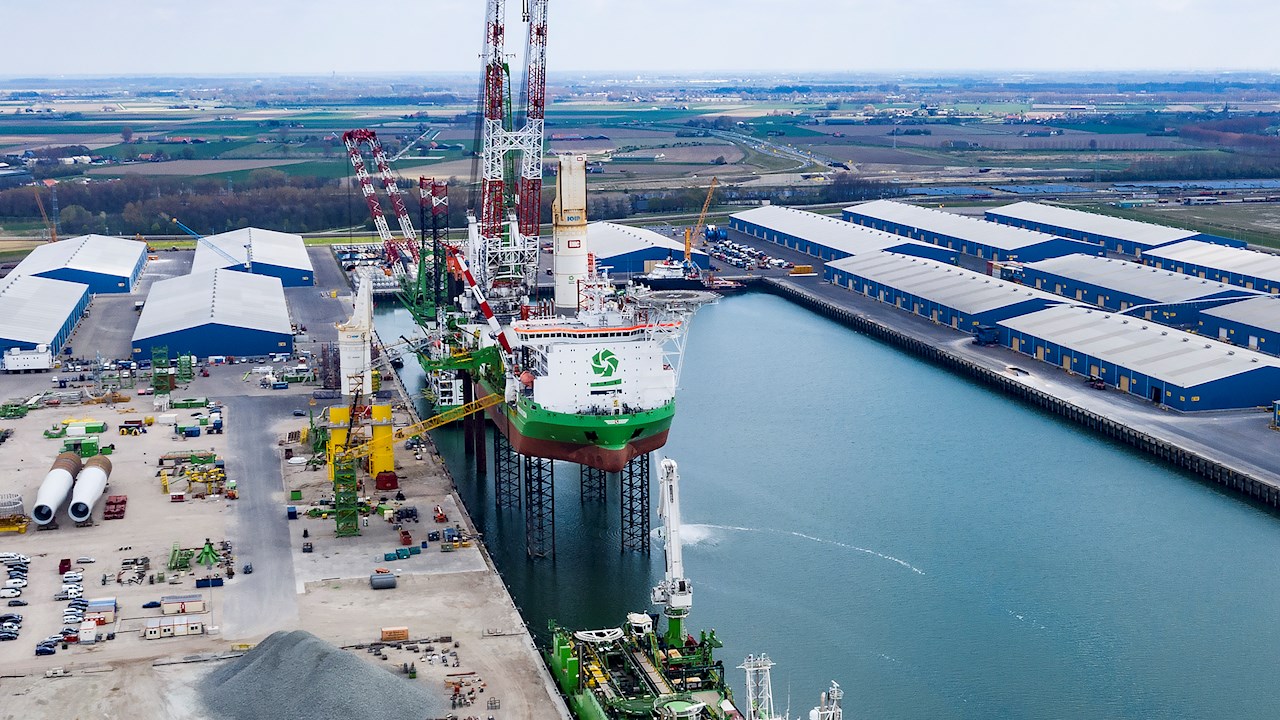 ABB’s shore connection technology drives decarbonization of DEME’s fleet in the Port of Vlissingen