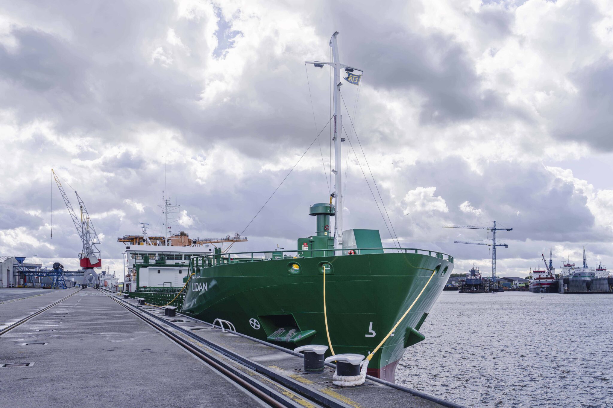 Erik Thun Welcomes Lidan - First Plug-In Hybrid Lake Vanern Max-Vessel