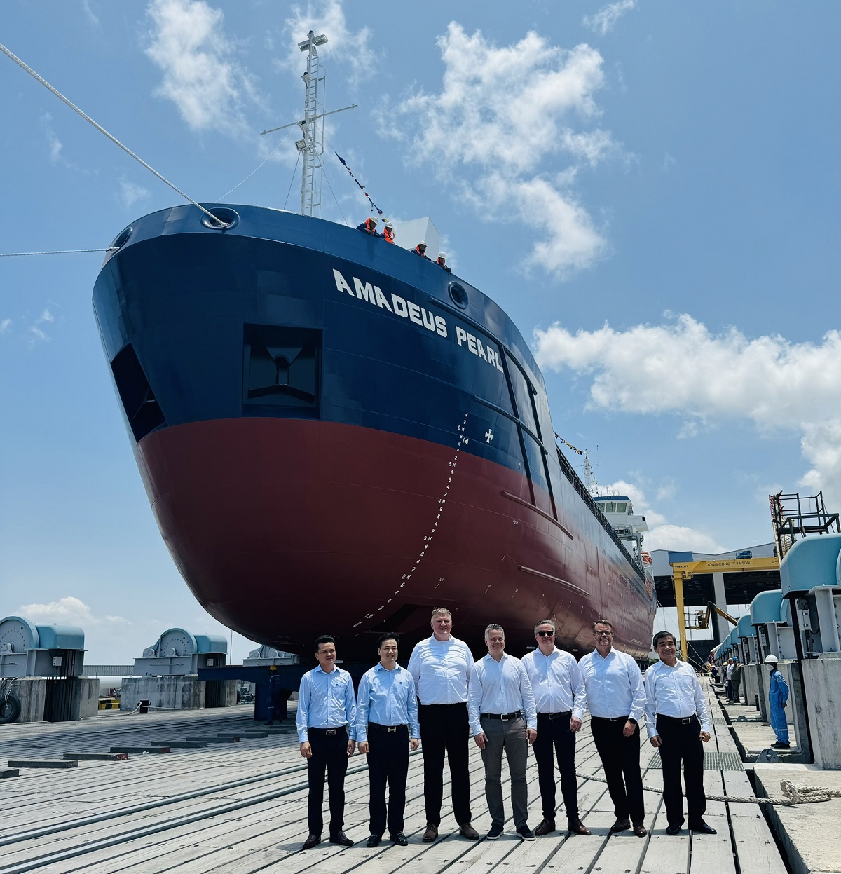 Damen delivers first of three Combi Freighters 3850 to Reederei M. Lauterjung