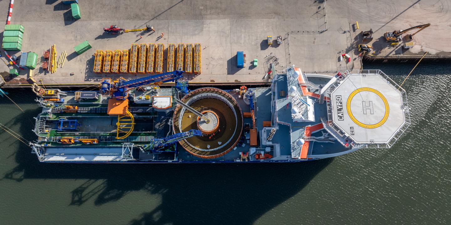 Van Oord’s cable-laying vessel Calypso makes its debut and is now fully ...