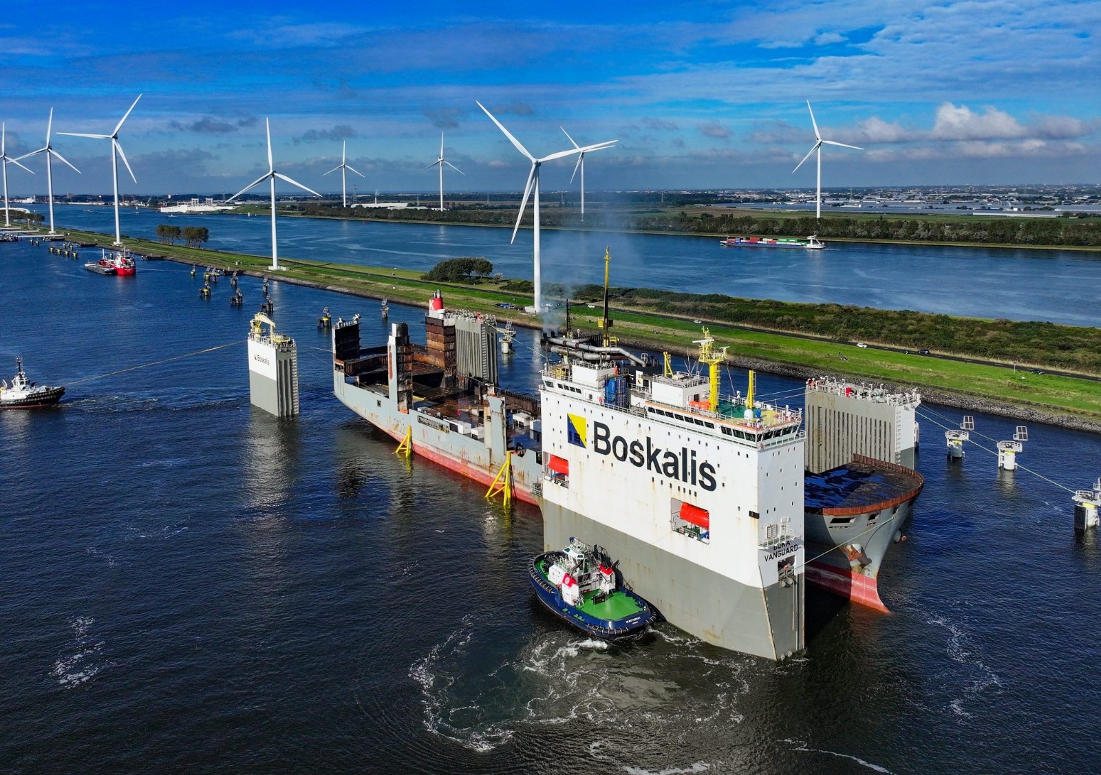 Friday Shipbrokers Fix Chartering Project with Boskalis to Transport Car Carrier to China for Repair