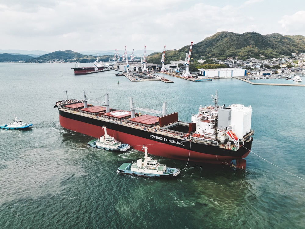 TSUNEISHI Launched the World’s First Methanol Dual-Fuelled Ultramax ...