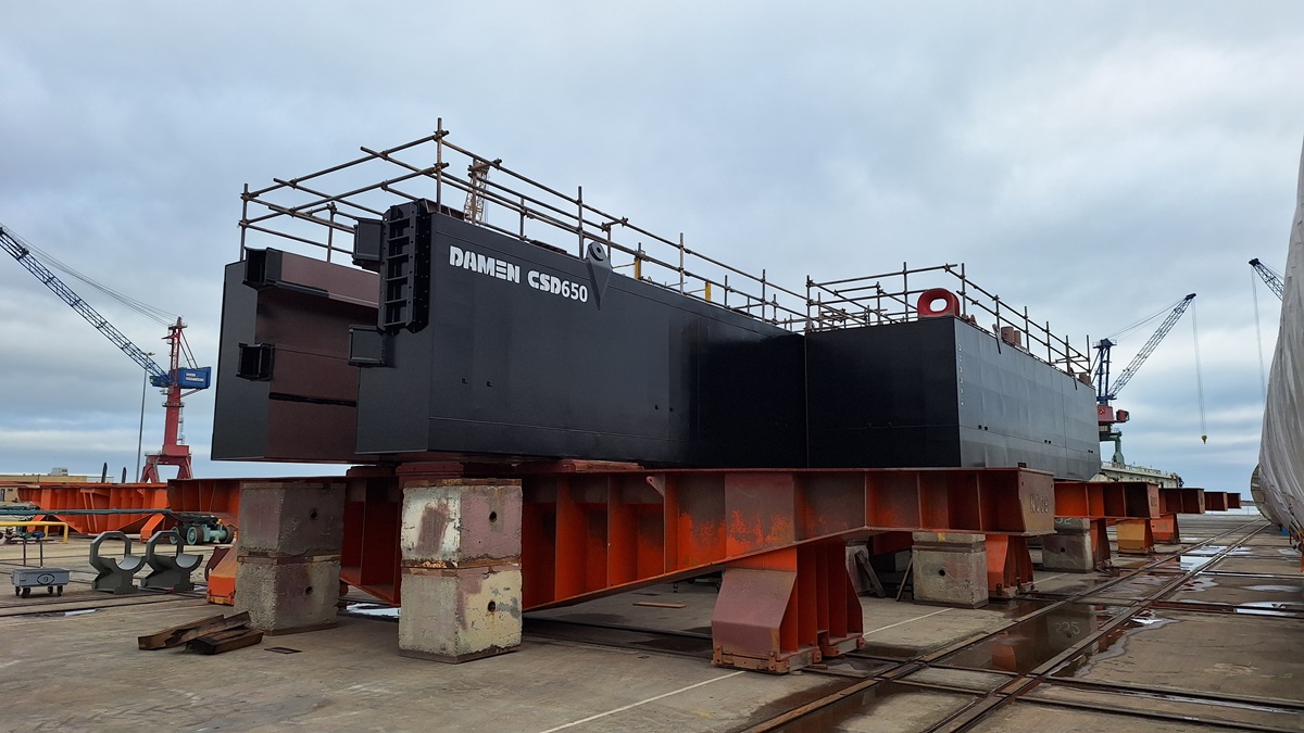 First Damen Cutter Suction Dredger under construction in Azerbaijan