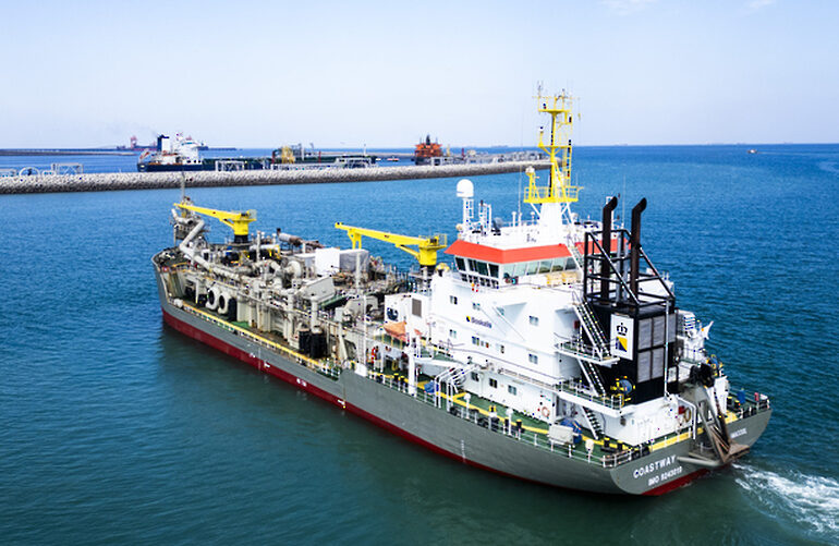 Sohar Port and Freezone begins dredging for $1.6bn Marsa LNG project