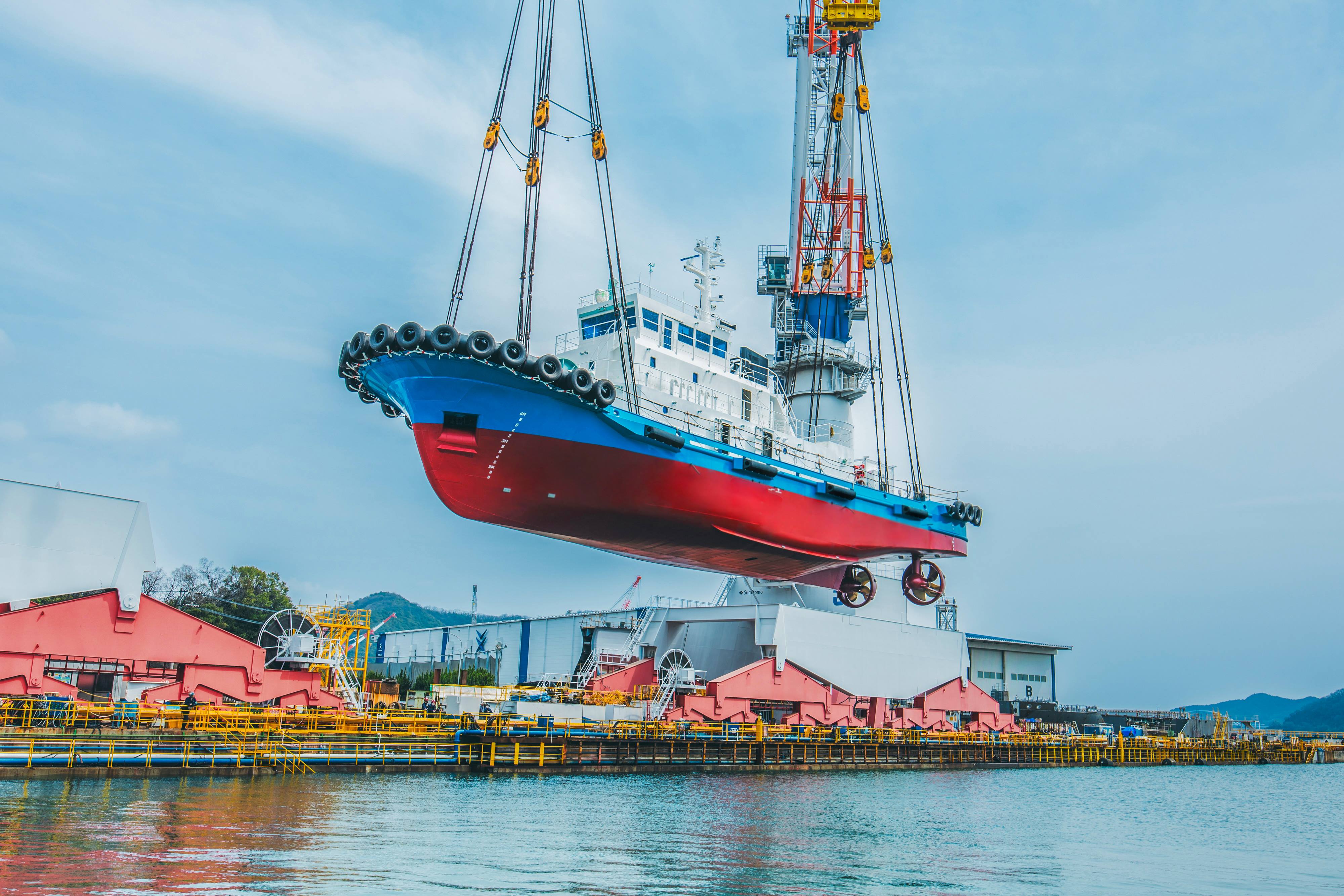TSUNEISHI Launched the Japan's First Hydrogen Dual-Fuelled