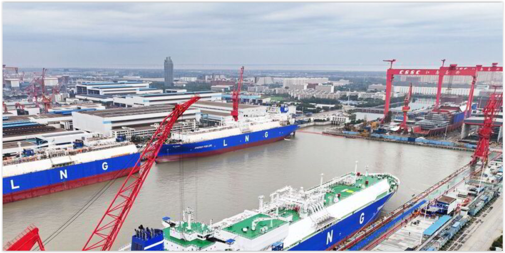Shanghai International Port Group subsidiary orders 20,000 cbm LNG bunker ship