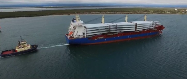 Video: Thorco Ranger discharging windmills in Adelaide for the Hornsdale Wind Farm Project