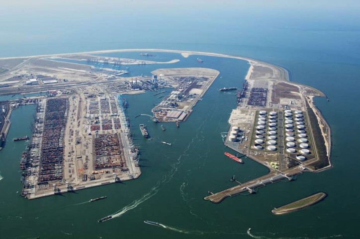 Container transfers between different Maasvlakte terminals Rotterdam soon to become easier