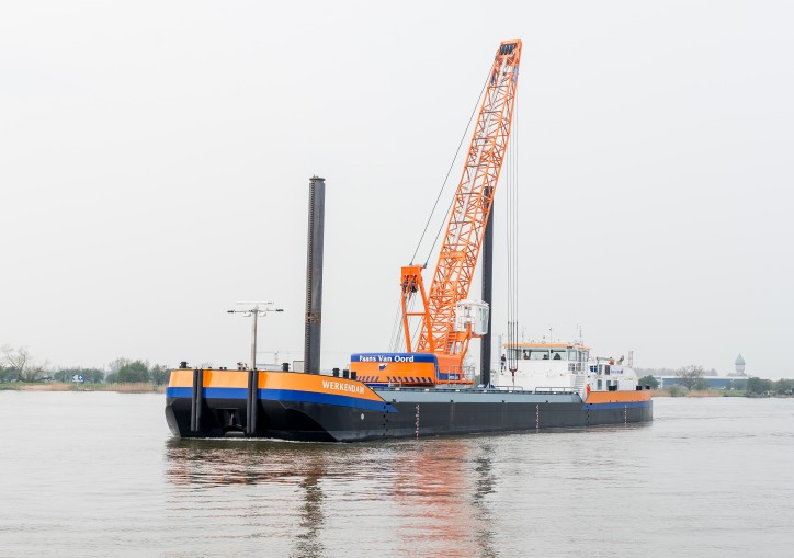 Celebration 150th anniversary of Van Oord starts with the naming of the first LNG vessel