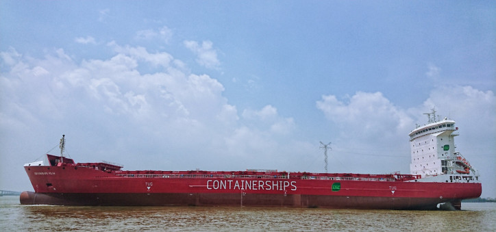Containerships introduces its second LNG-powered ship CONTAINERSHIPS POLAR and optimizes its Baltic service