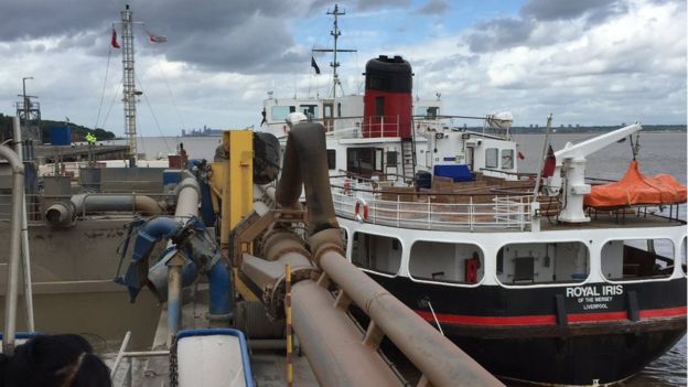 Royal Iris Ferry Grounded at Manchester Ship Canal with 69 Passengers  on board