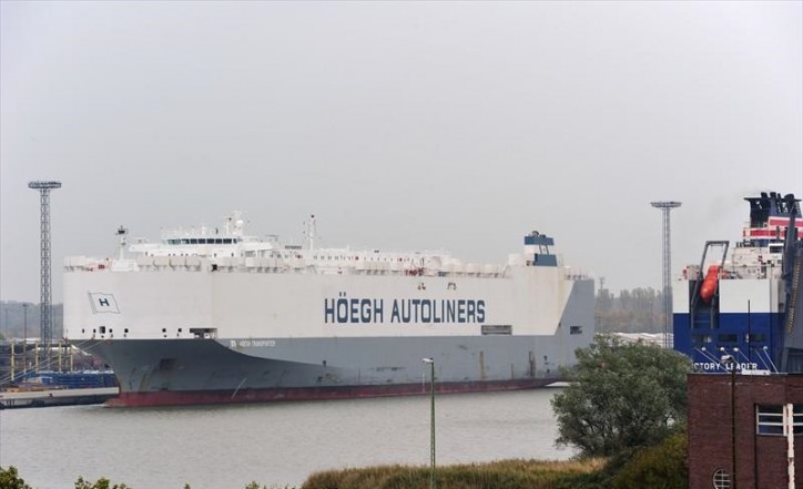 UPDATE: Car carrier Hoegh Transporter seized at Mombasa; Drugs and weapons found onboard; UN official investigating the case found dead