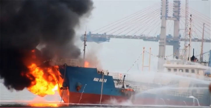 Tanker explosion and fire at Port Hai Phong, Vietnam