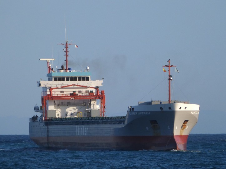 Fire in engine room disabled cargo ship Flinter America in the English Channel