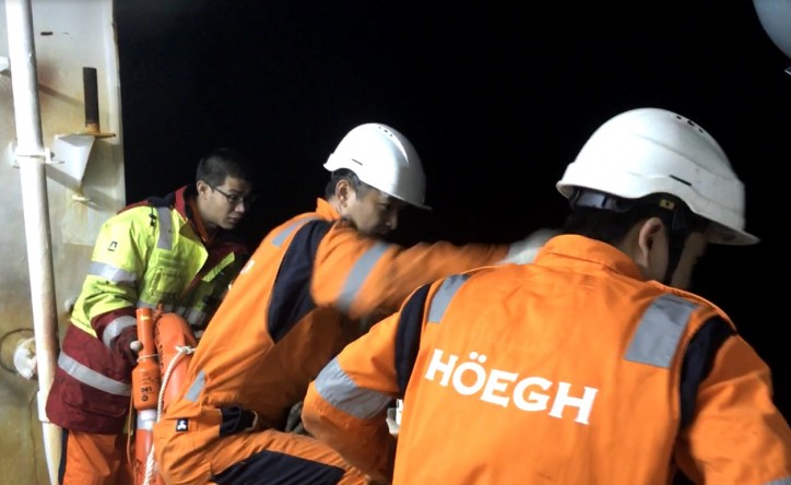 Höegh-Wallem managed vessel Höegh Singapore in Mid North Atlantic Rescue