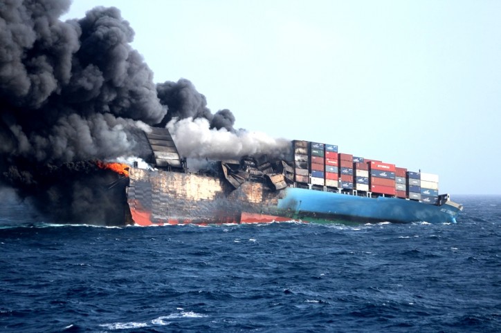 ship accidents: MOL Comfort
