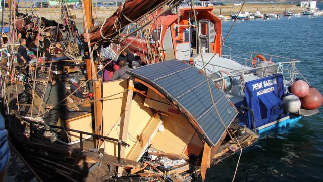 The Nordlys severely damaged after collision with the French fishing boat Reine de l'Arvor