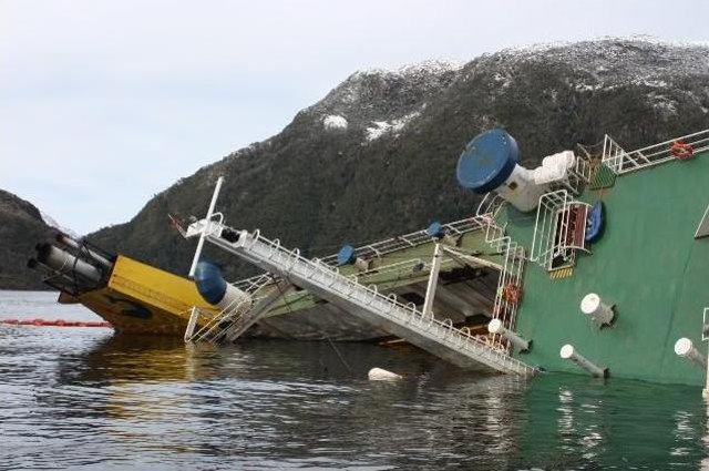 Breached Ro-Ro Scuttled off Chilean coast