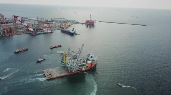 Video: Statoil Aasta Hansteen sail away 