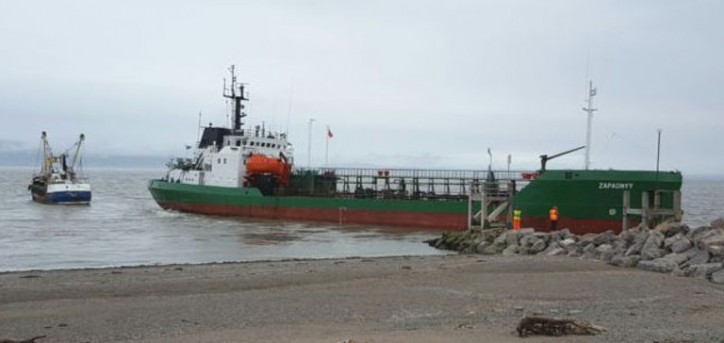 Russian tanker ZAPADNYY runs aground on sand at Silloth Harbour, UK