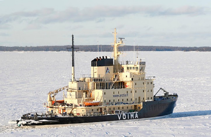 Icebreaker Voima set out to help vessels in the Gulf of Finland