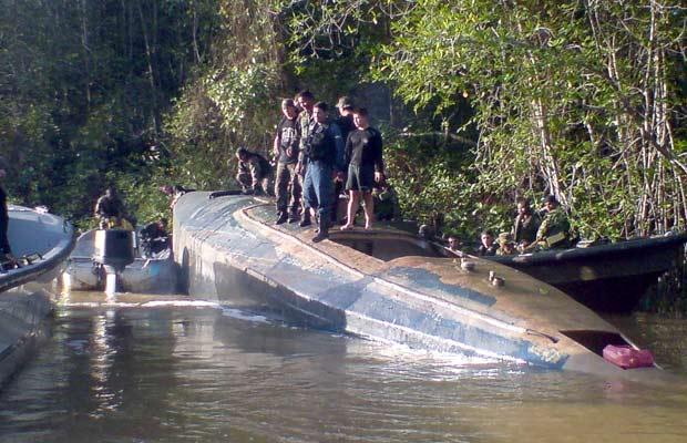 US Authoritites Seizes 'Narco Sub' with 8 Tons of Cocaine