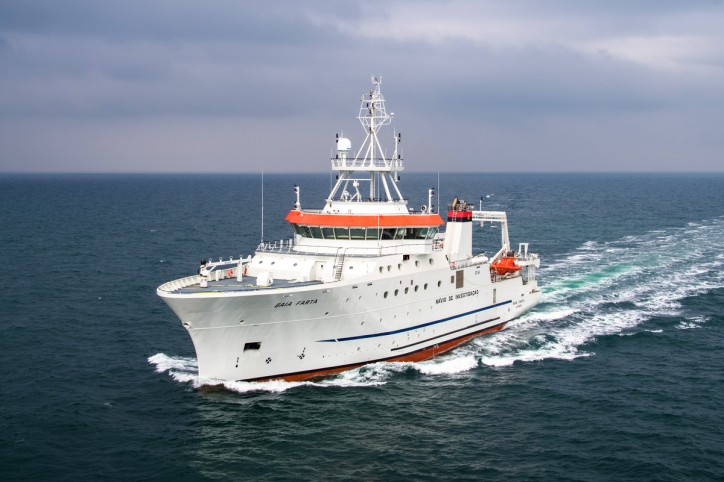 Damen Shipyards Galati hands over 74-metre Fishery Research Vessel to Angolan Government