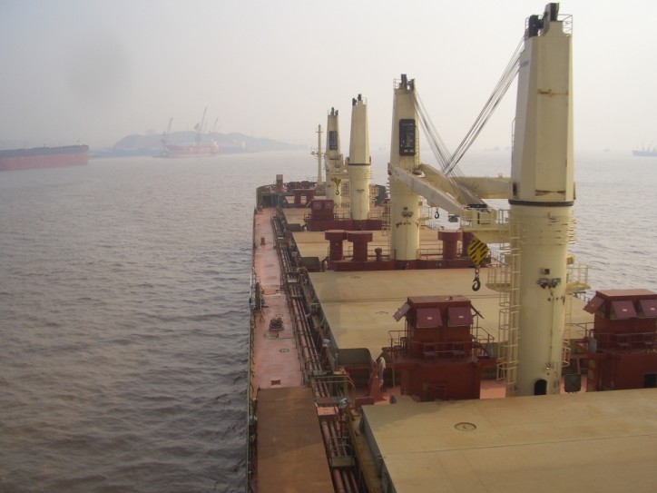 Drewry: Dry Bulk Charter Rates Rising on Unexpected Demand Growth