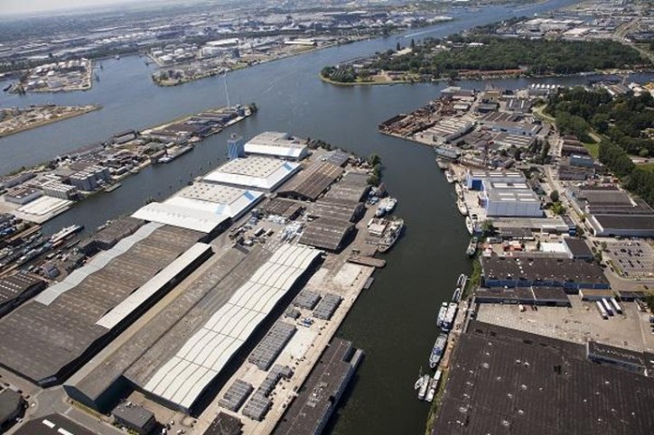 Zaanstad and Amsterdam port waters to be merged into a single port area for commercial inland navigation vessels on 1 January 2018