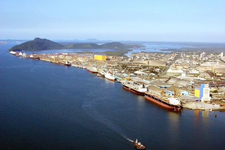 Brazil Registers Record Volume Through Ports in 2015