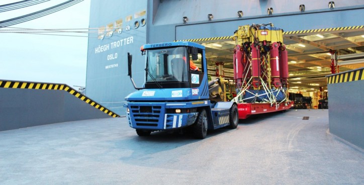 Höegh Autoliners cooperates with Ilomar Agencies for the ocean transportation of out-of-gauge cargo from Singapore to Europe