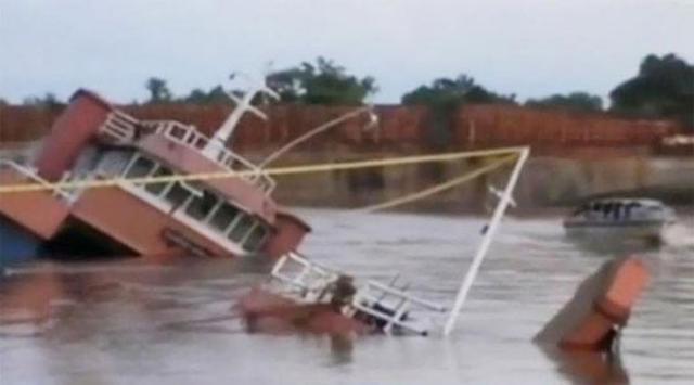 Cargo landing craft vessel laden with explosives sinks off Borneo