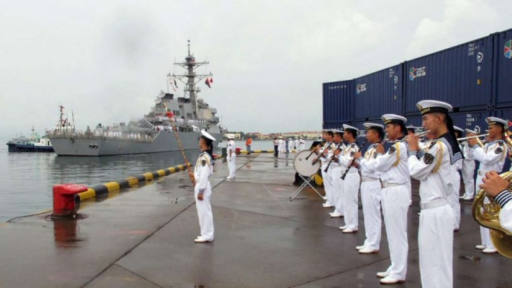 US Navy ship makes first China visit since Hague ruling