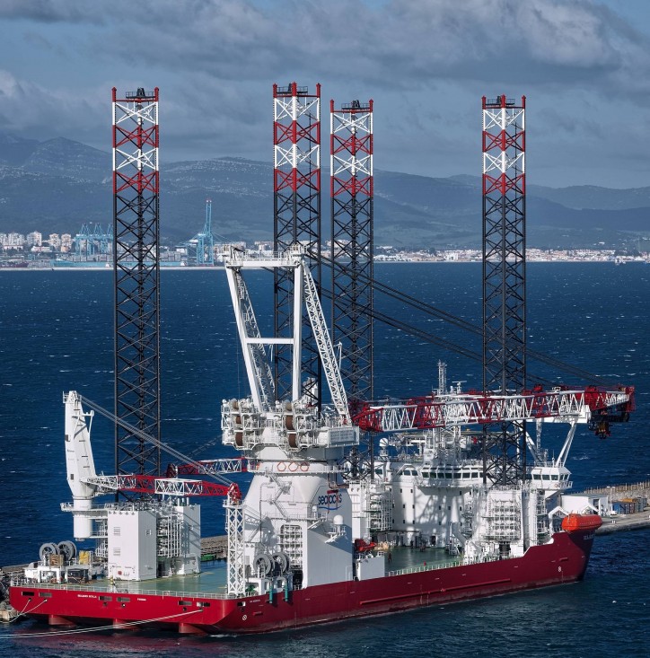 Gibdock mobilizes giant wind farm installation jack-up 