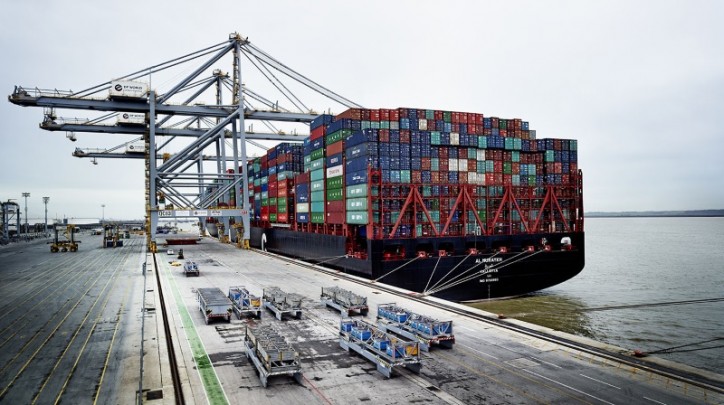 New Year’s world record breaking ship arrives at DP World London Gateway Port