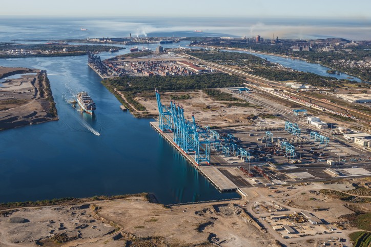APM Terminals Lazaro Cardenas, Mexico’s largest semi-automated terminal, welcomes its first vessel - the Maersk Salalah