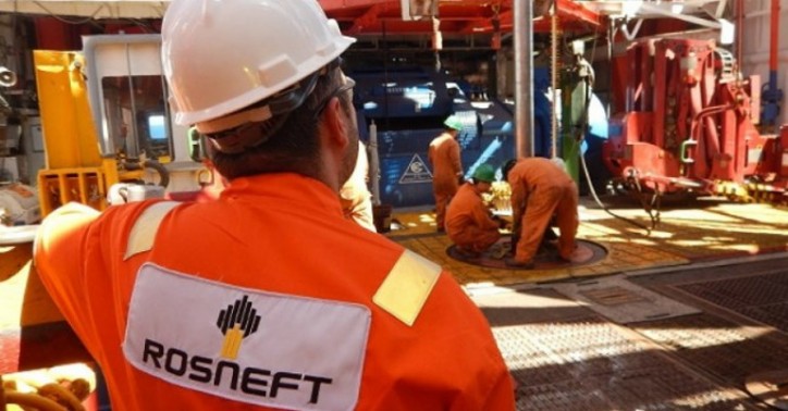 Rosneft and Rosmorport agree to cooperate in placement icebreaker orders with Zvezda Shipyard