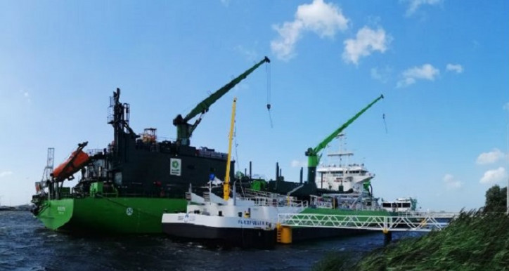 Titan LNG’s FlexFueler bunkers DEME’s LNG-powered dredger