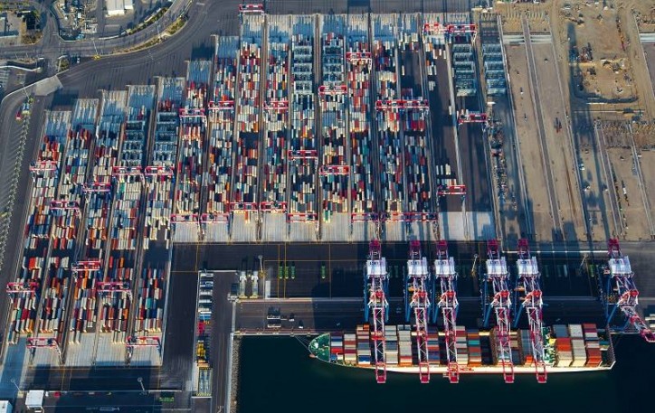 Port of Long Beach sets record for October cargo