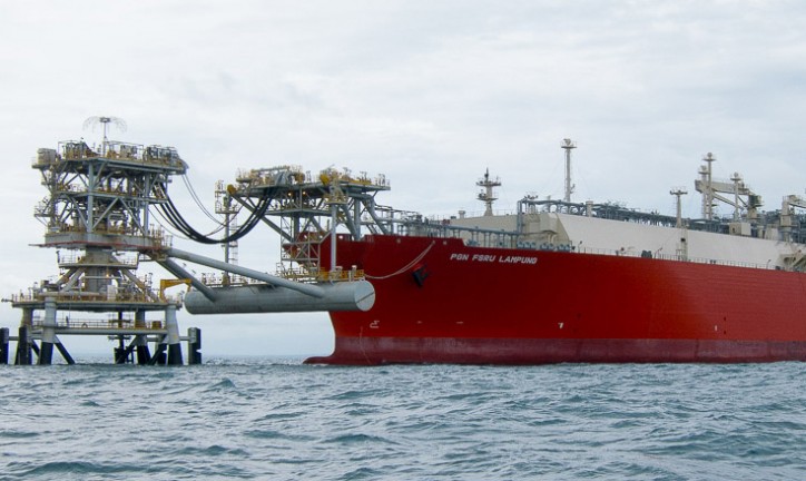 Höegh LNG Snags signed 20-years FSRU Contract with Chilean Octopus LNG SpA