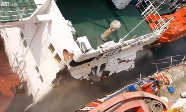 VIDEO: Ship Allision in Rostov-on-Don, Russia