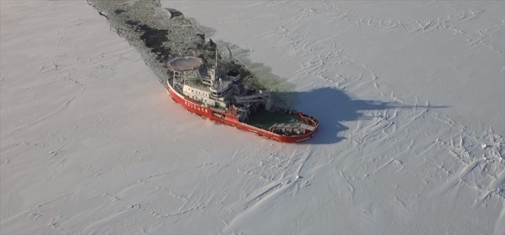 BW Icebreaker Ship Arctic Ice  #39181 Icebreaker Keyring Circle 