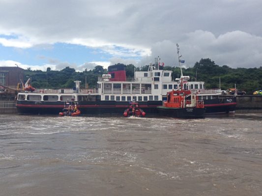 Royal Iris Ferry Grounded at Manchester Ship Canal with 69 Passengers  on board