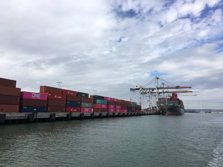 Port of Oakland import volume increased 9 percent last month