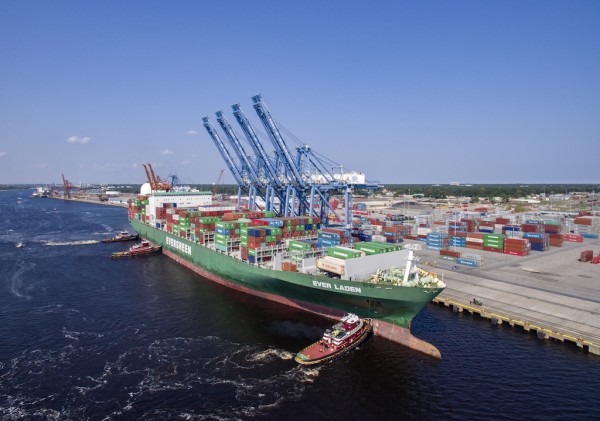 Evergreen Marks Arrival at North Carolina Ports with 8,500 TEU Vessel