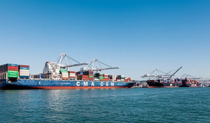 Port of Oakland shatters record for peak season cargo volume