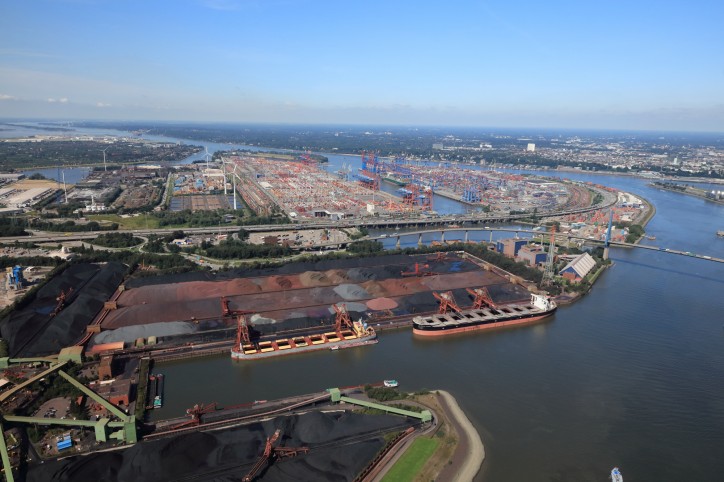 Hamburg and St. Petersburg strengthen cooperation