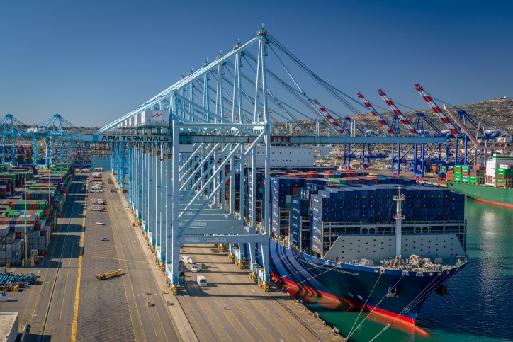 APM Terminals sets operational record in Los Angeles