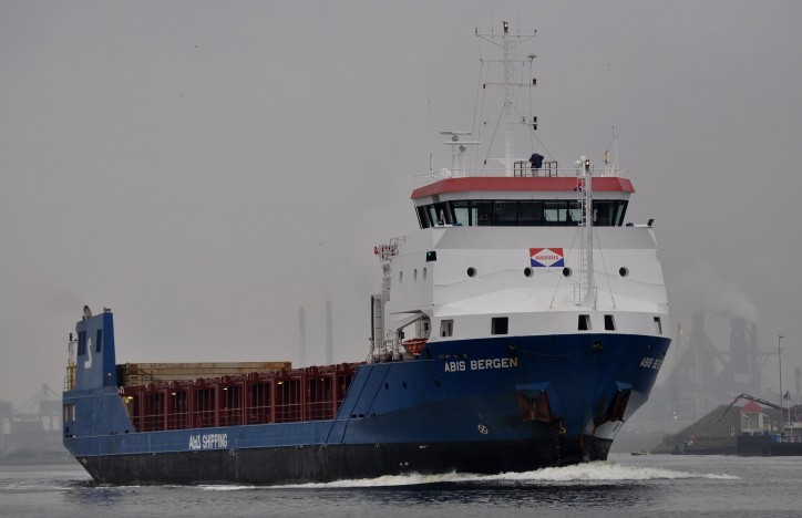 Drunk captain grounds cargo ship in Rostock port, Germany