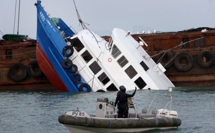 ship accidents ferry crash hong kong
